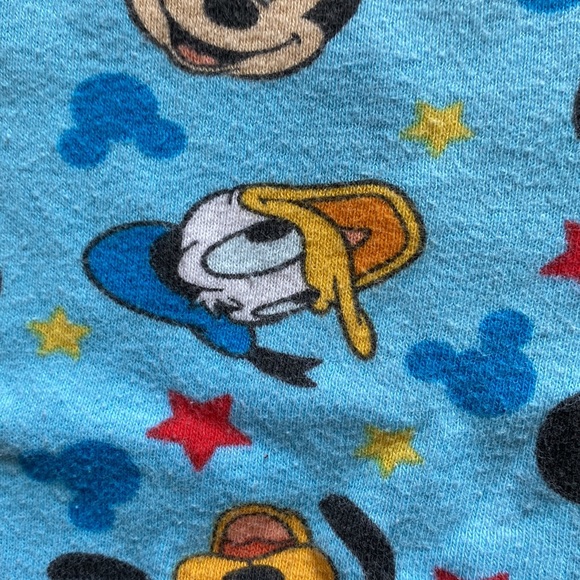 Size 4t boys 4 piece Mickey and friends pants and short sleeve shirt pajama sets - Picture 3 of 7